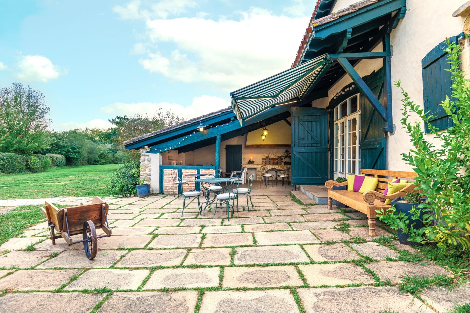 terasse hotel campagne cote basque bidart